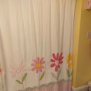 New in package pottery barn garden daisy shower curtain